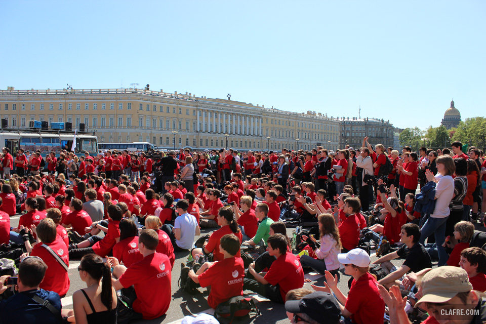 Огромное количество роллеров собралось на Дворцовой площади