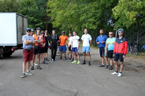 Участники велотура «Три столицы России» и новгородские велосипедисты встретились в Витославлицах
