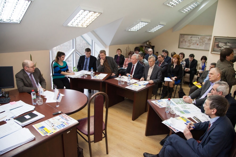«Круглый стол» по вопросу реализации государственной программы «Жильё для российской семьи»