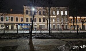 Дом Соловьевой с магазином