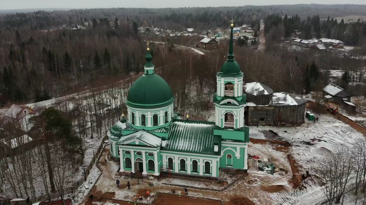 Суворовский храм Живоначальной Троицы