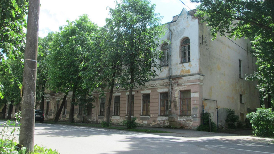 Здание бывшей Николаевской женской гимназии