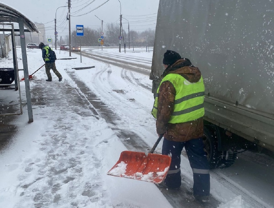 Уборка снега