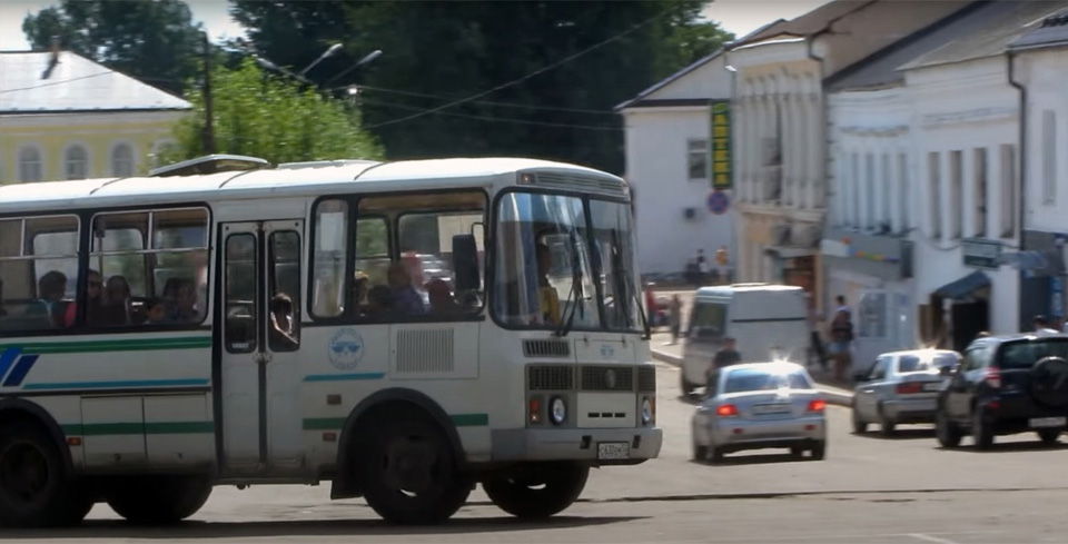 Автобус в Валдае