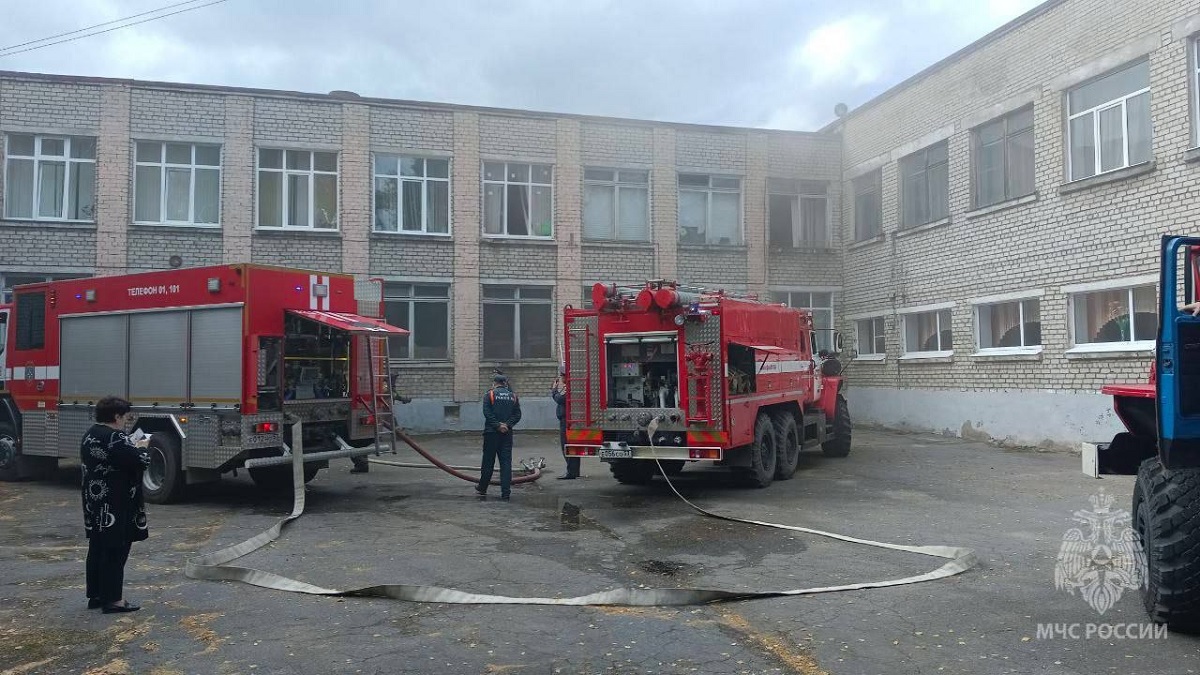 Пожар в школе №23