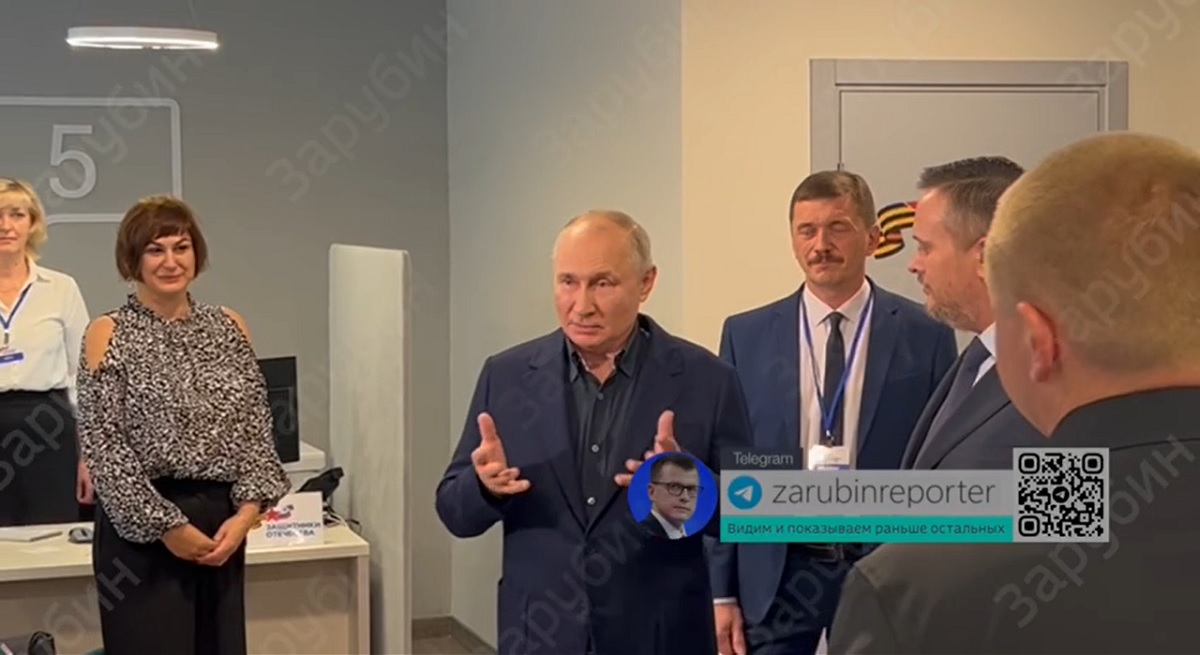 Владимир Путин в Великом Новгороде