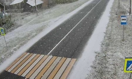 Первый снег на дорогах Новгородской области