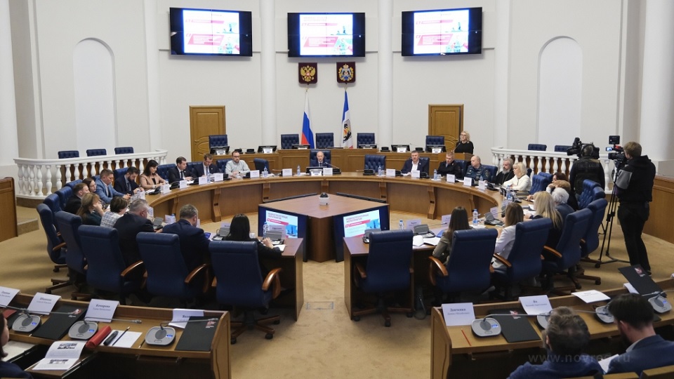 Заседание организационного комитета по подготовке и проведению празднования 80-летия освобождения Новгорода
