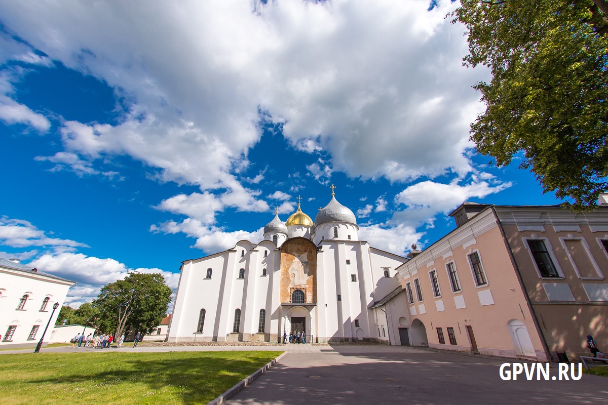 Магдебургские врата