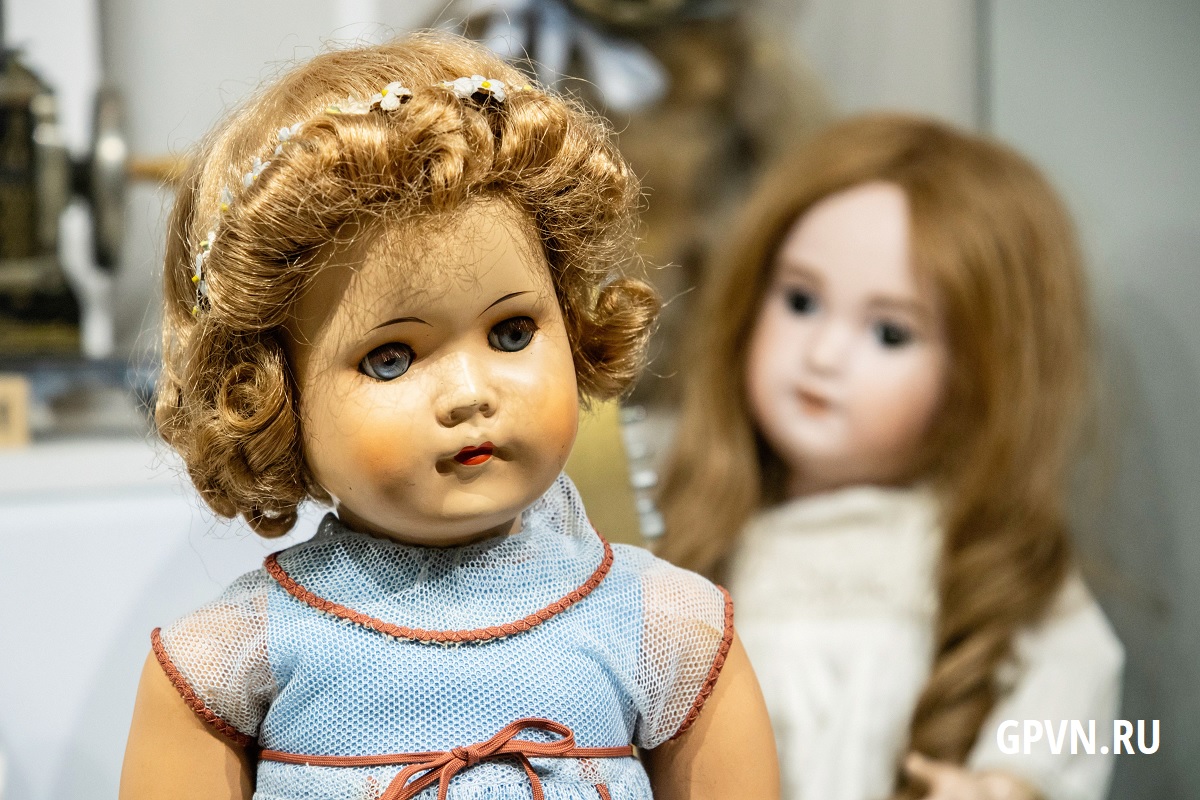 Куклы из Музея игрушки