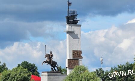 Монумент Победы