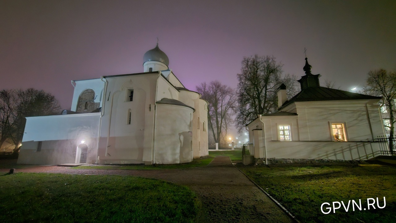 Церковь Успения на Ярославовом дворище