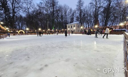 Каток в Кремлёвском парке