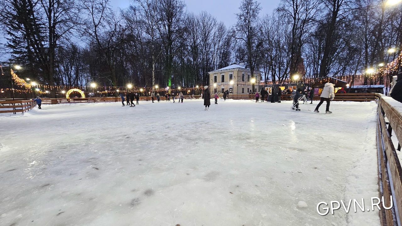 Каток в Кремлёвском парке