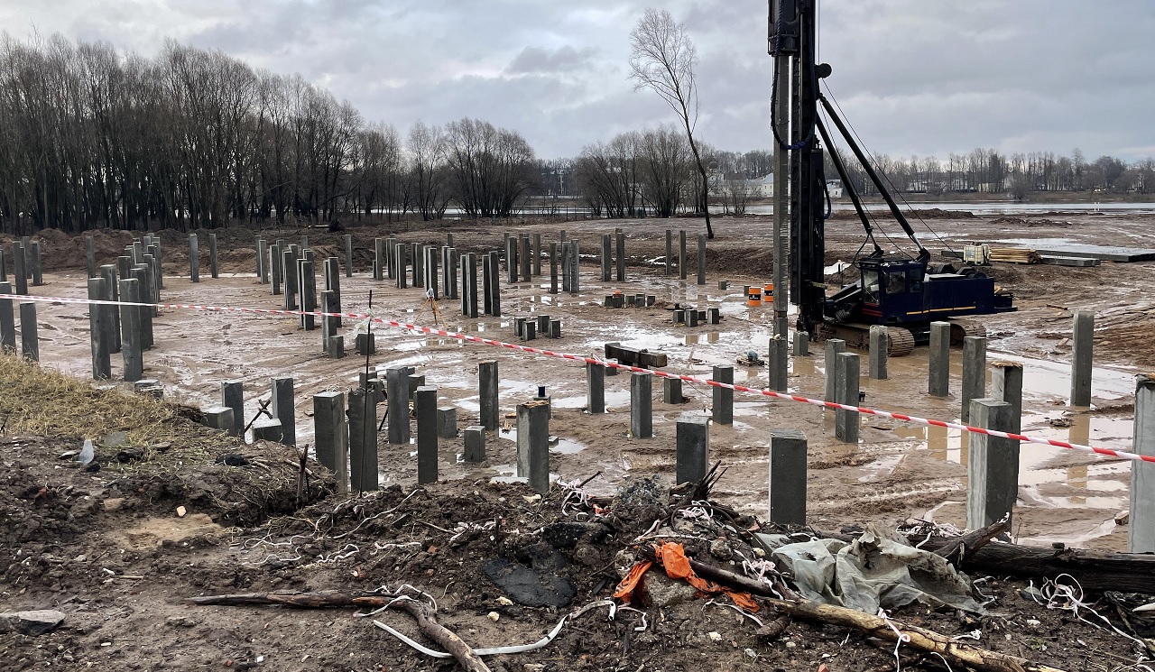 Погружение свай