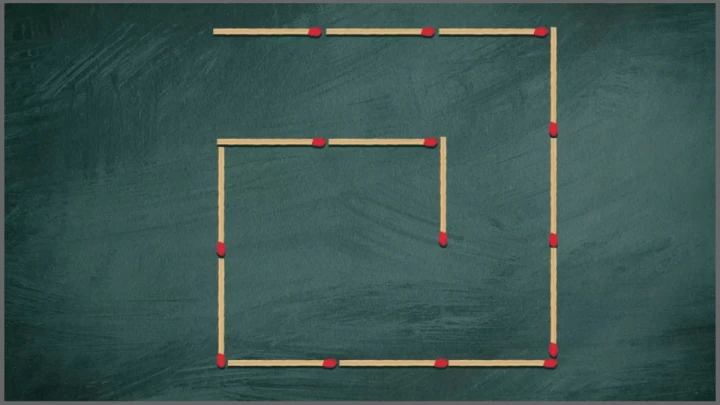 спираль из спичек, из которой нужно сделать два квадрата