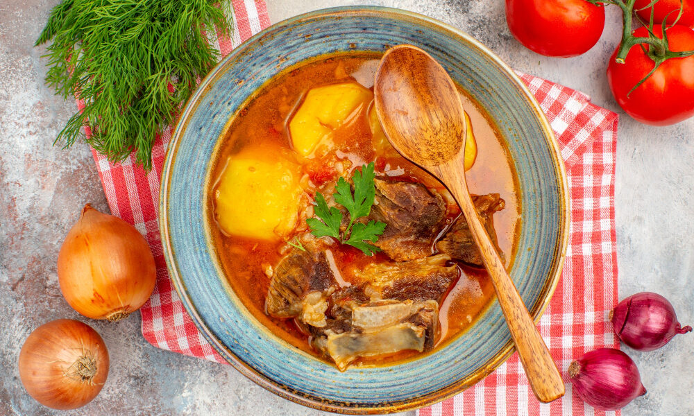 Суп с мясом и картошкой