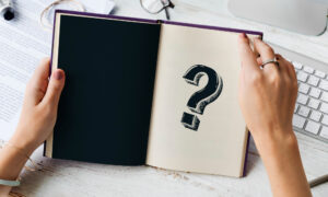 Блокнот со знаком вопроса