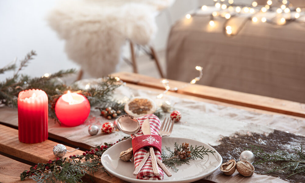 Стол в новогоднем стиле