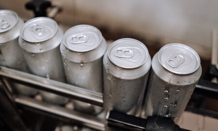 банки с алкоголем