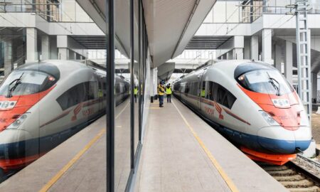 скоростной поезд Сапсан