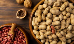 Неочищенный арахис