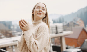 счастливая девушка