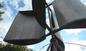 Ветрогенератор из бочек