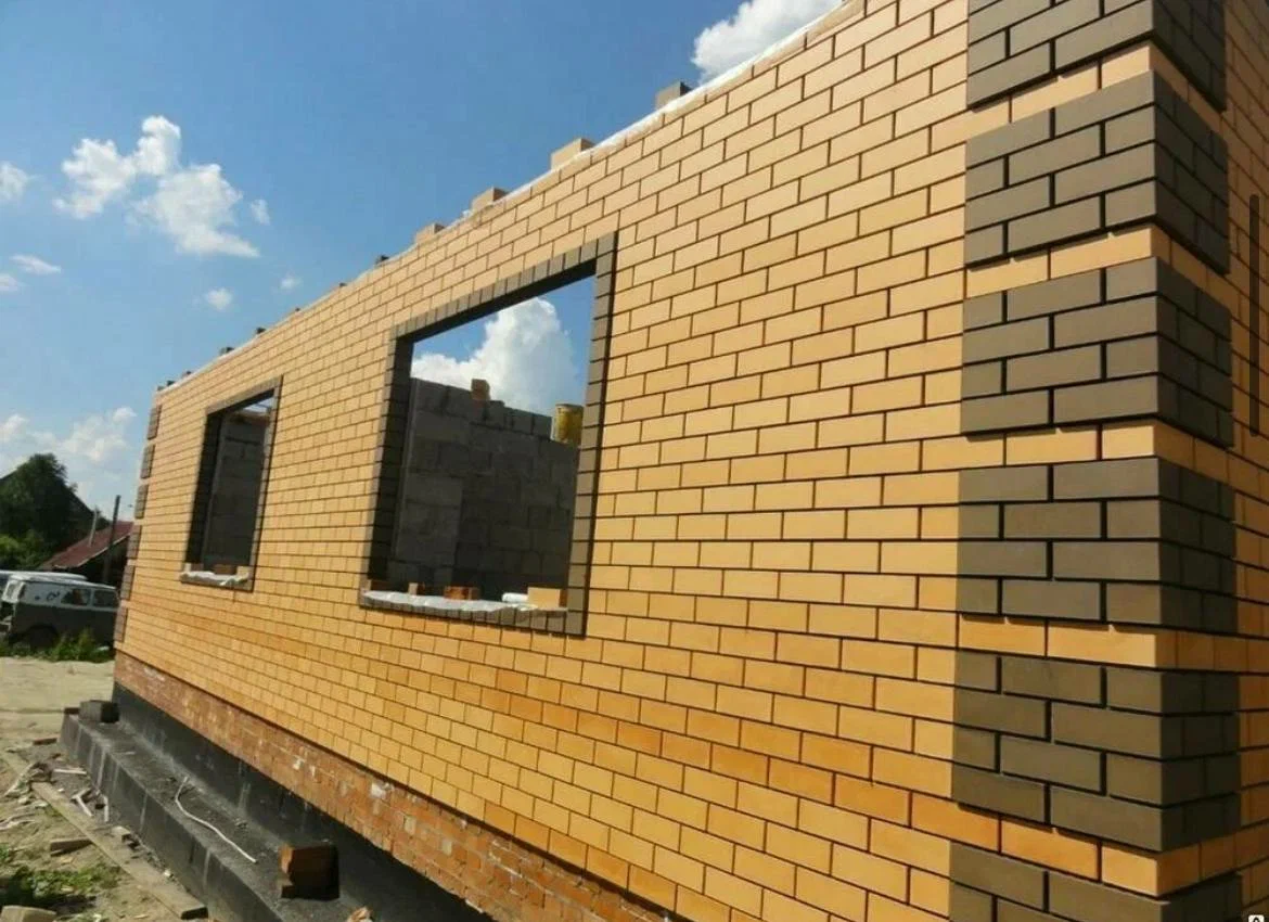 Кладка кирпича