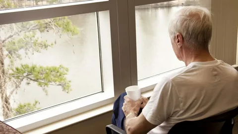 Пожилой человек