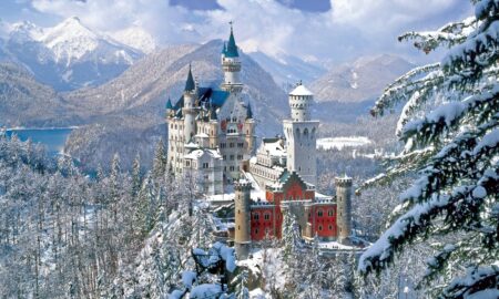 Замок Нойшванштайн