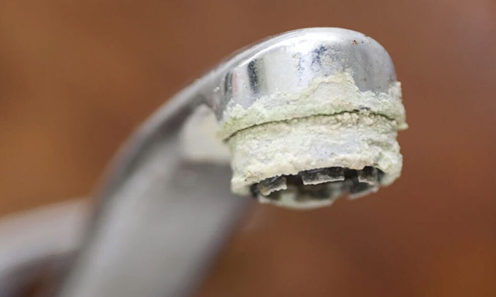 Известковый налёт на кране