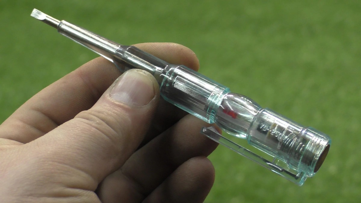 Индикаторная отвёртка