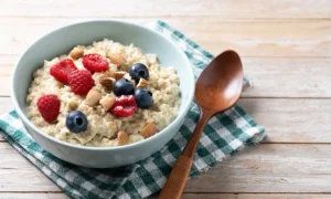 каша с ягодами