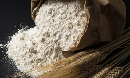 Мука в пакете