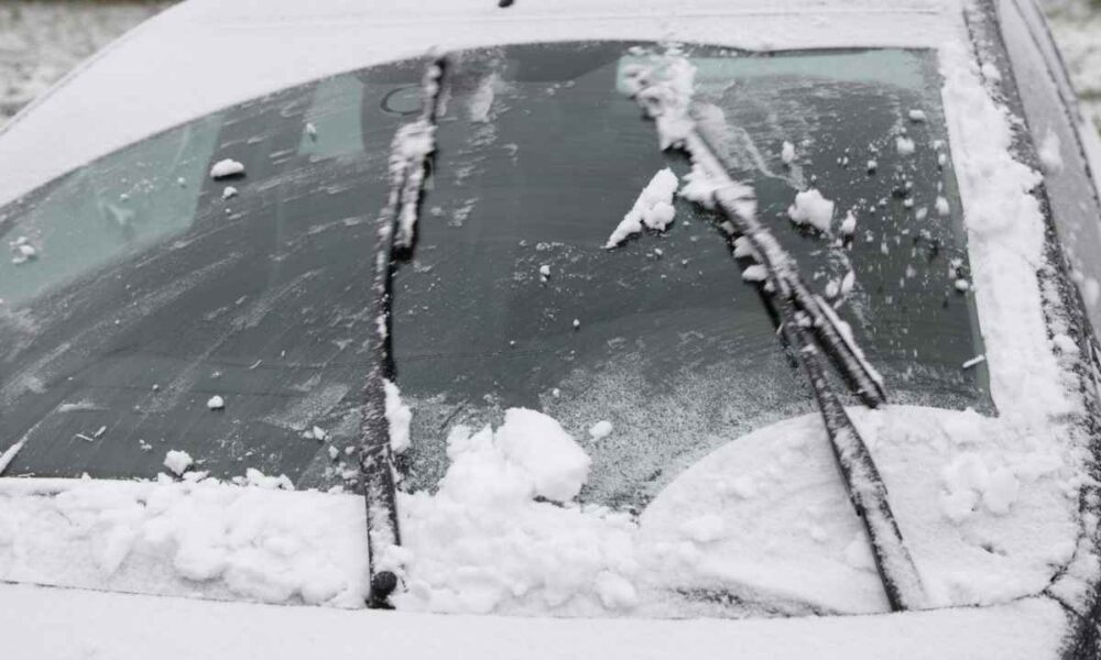 обледенение лобового стекла