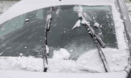 обледенение лобового стекла