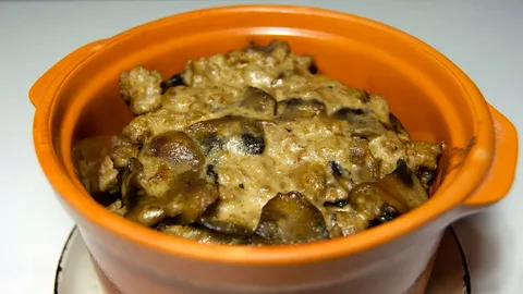 Блюдо Бандуряники