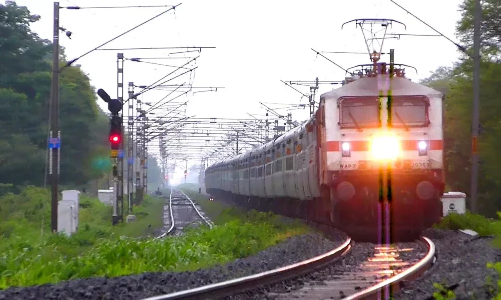поезд в пути