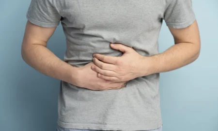 Боль в животе