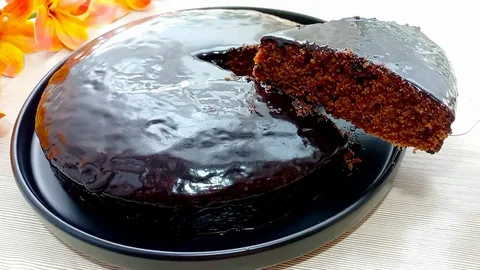 шоколадный бисквит с глазурью