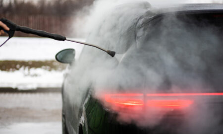 Зимняя мойка автомобиля