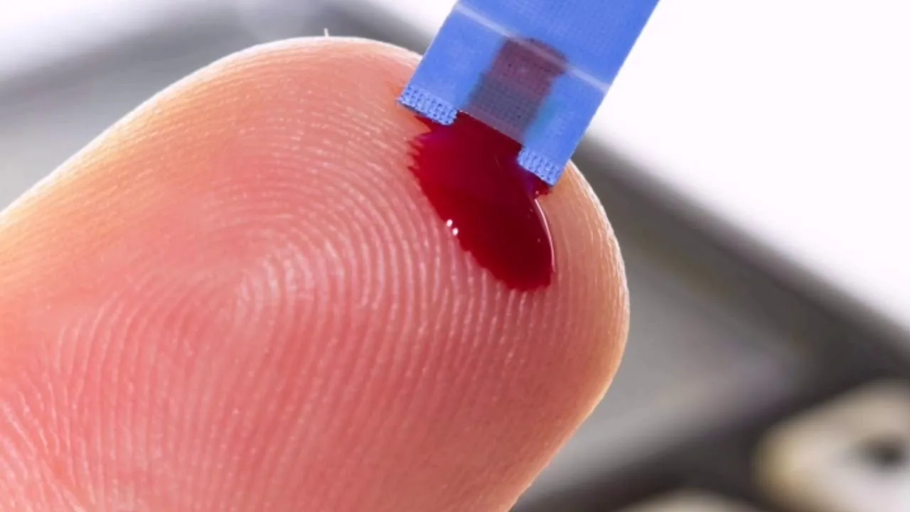 Кровь из пальца