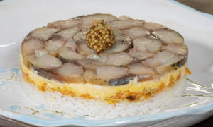 Салат из скумбрии