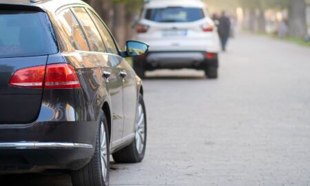 автомобиль на улице