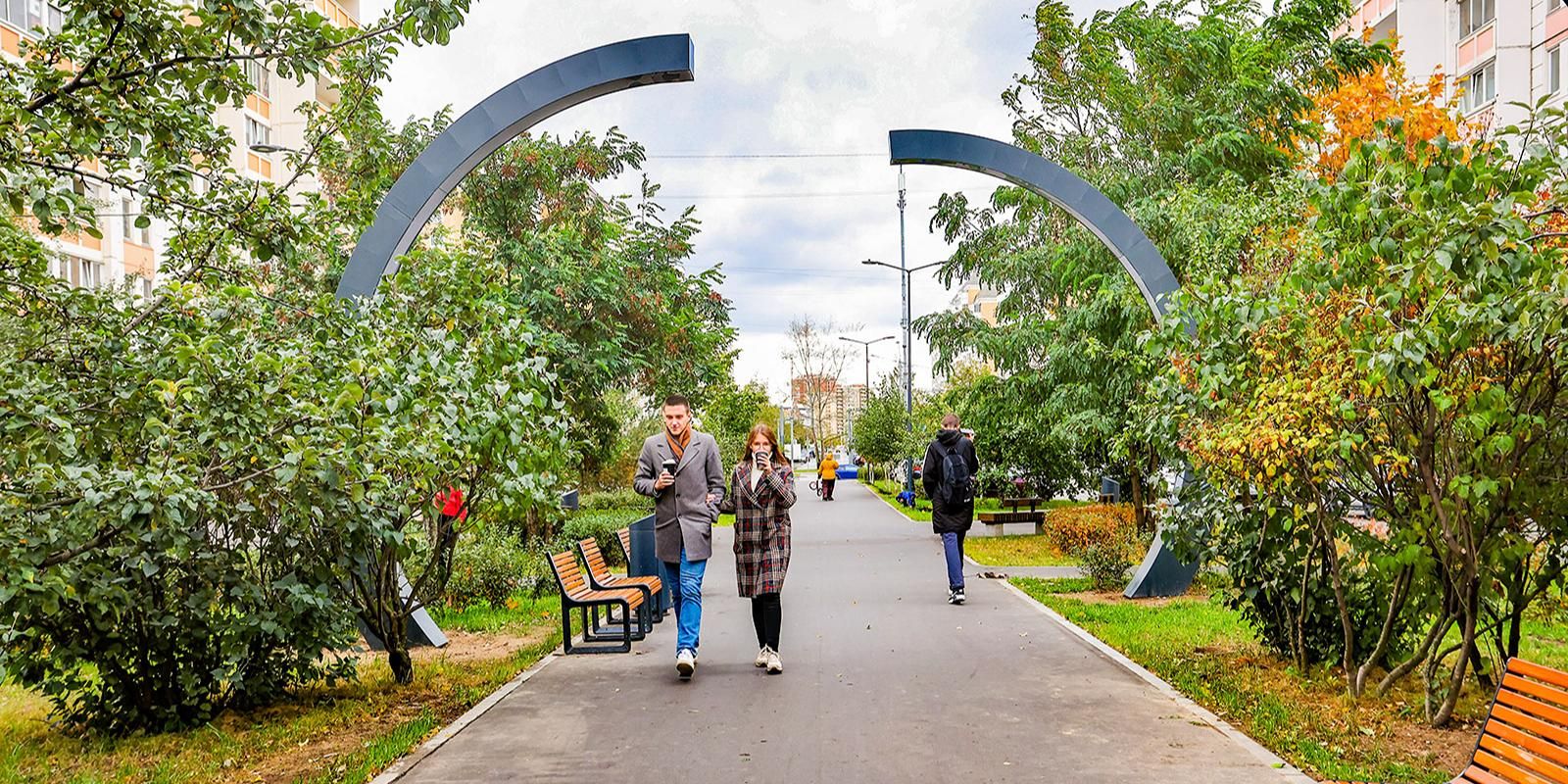 благоустроенный сквер