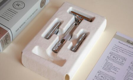 Бритва в коробке