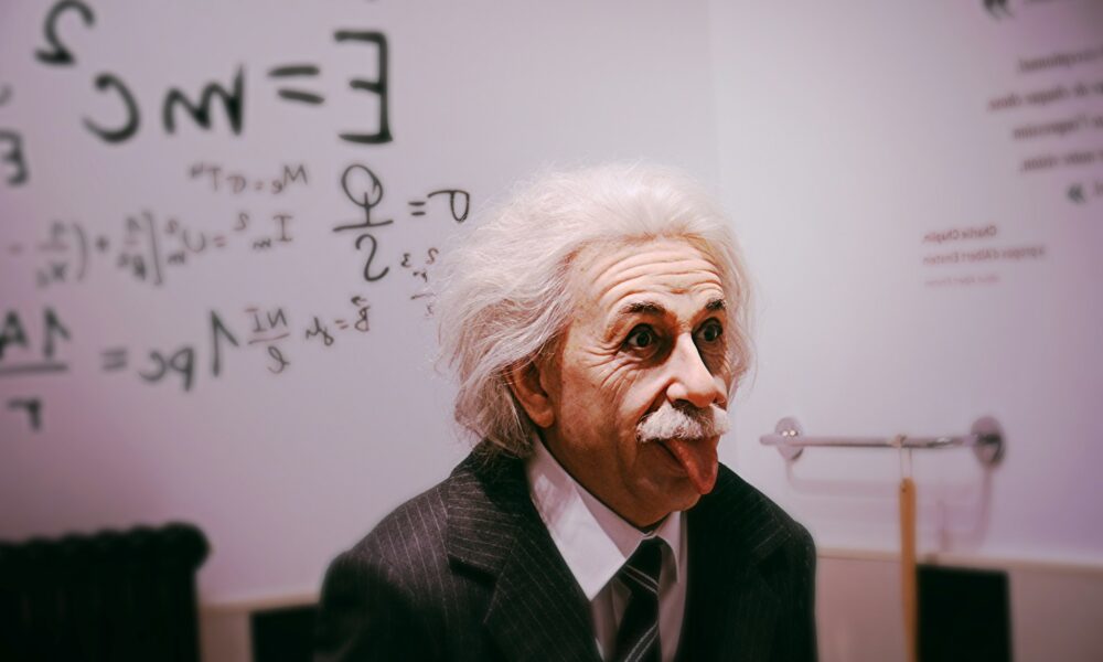 Эйнштейн высунул язык