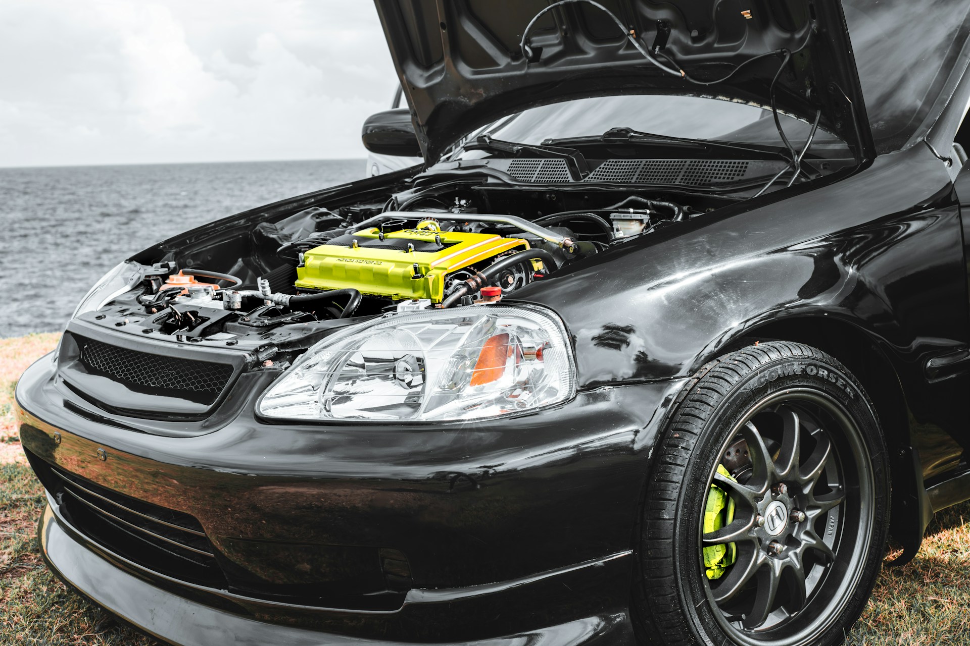 Двигатель автомобиля