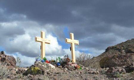 Могильные кресты